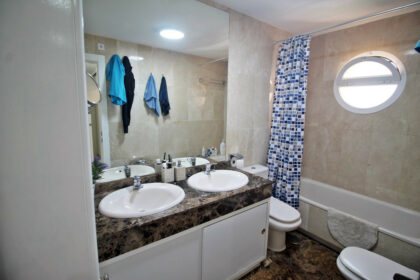 bd9f4dcb7a5e6a8e1477400c57e2bcaf - 20