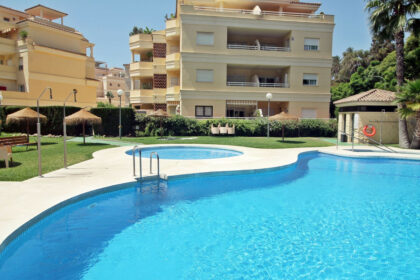 bd9f4dcb7a5e6a8e1477400c57e2bcaf - 35