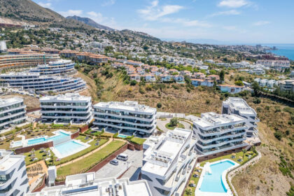 be384e30bd7c892f80c489168a009b99 - 13