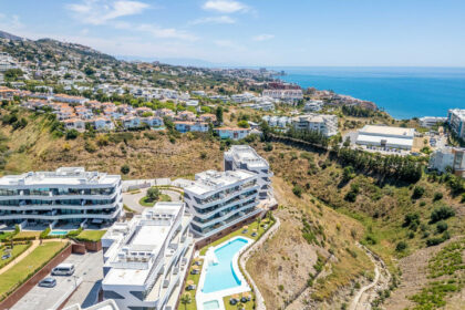 be384e30bd7c892f80c489168a009b99 - 16