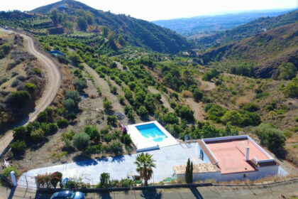 bf3157373fe0414117d6b6141b5251c7 - 47