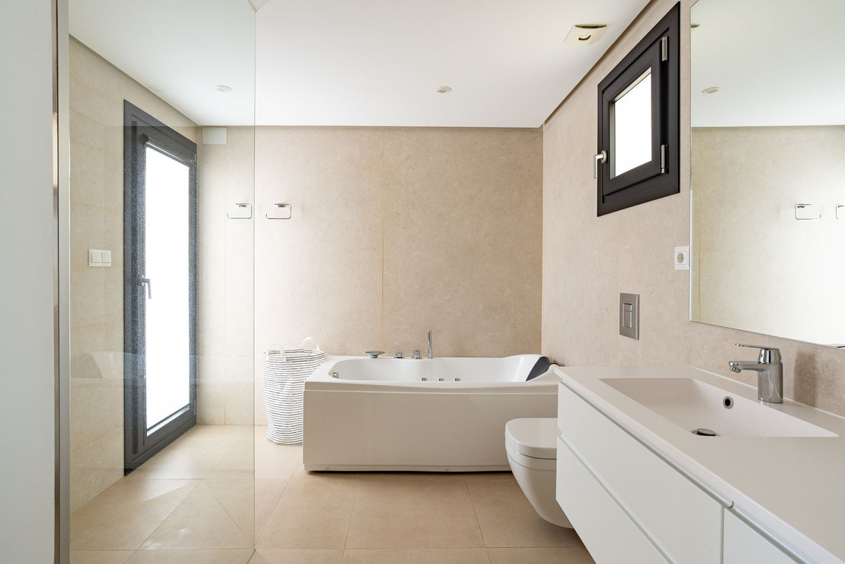 bf5e87f7c91acd1c24451586d23a560e - 16