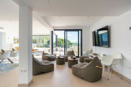 bf5e87f7c91acd1c24451586d23a560e - 29