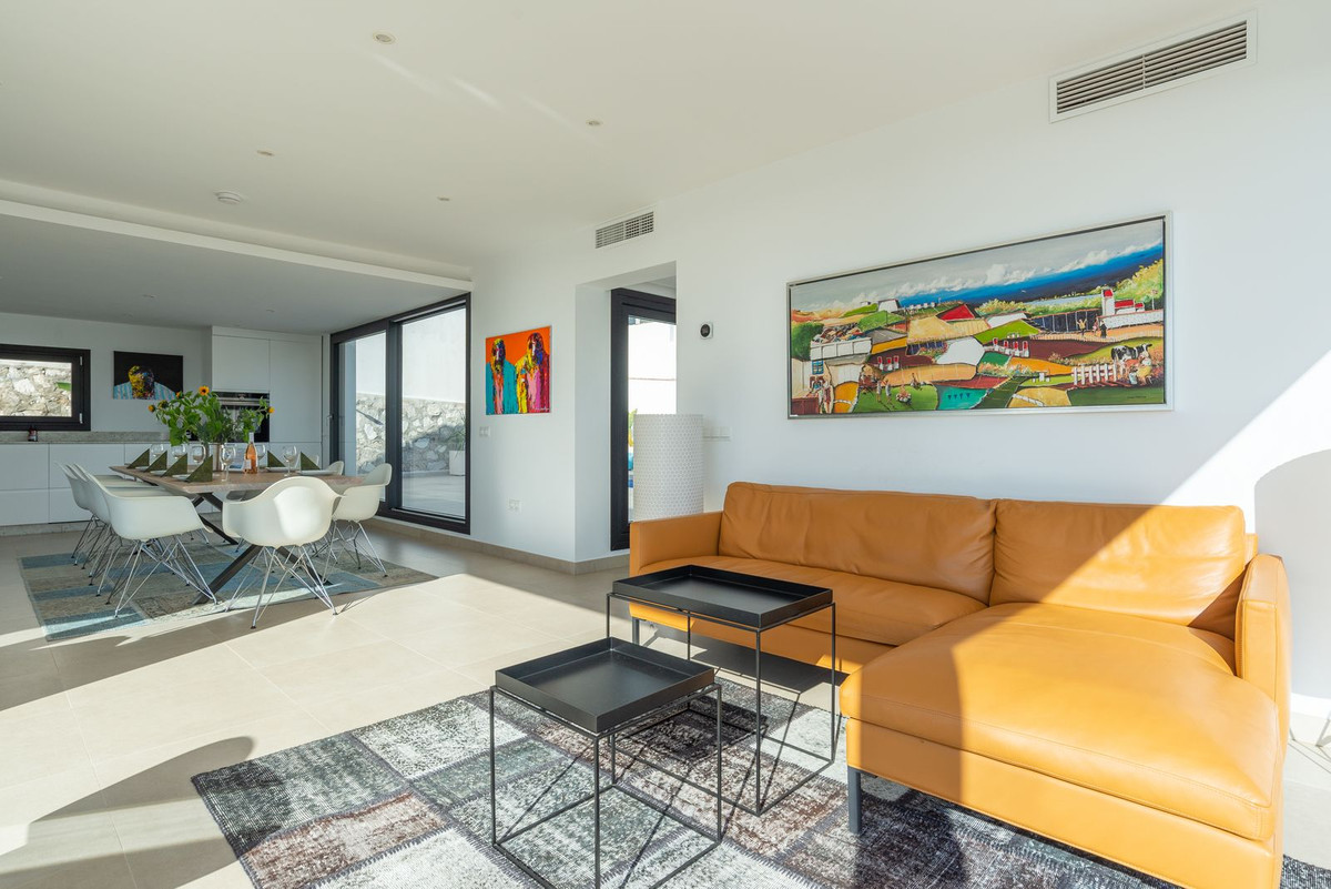 bf5e87f7c91acd1c24451586d23a560e - 38