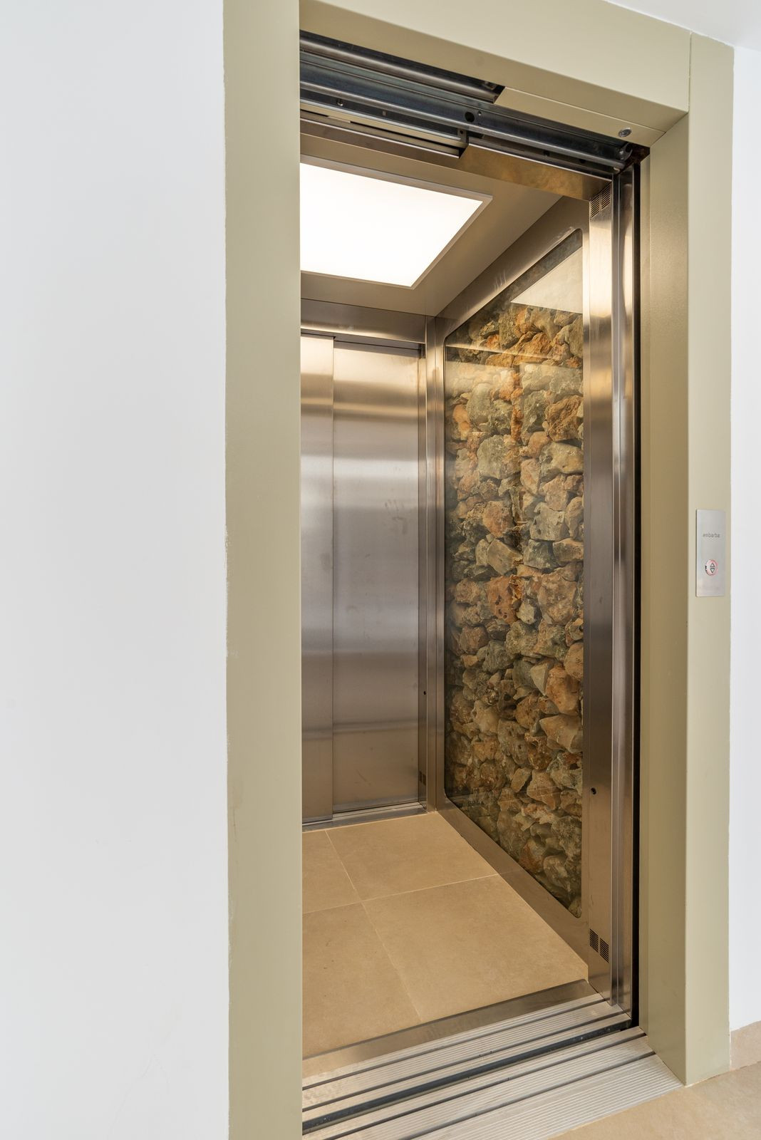 bf5e87f7c91acd1c24451586d23a560e - 47