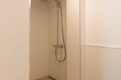 bf5e87f7c91acd1c24451586d23a560e - 52