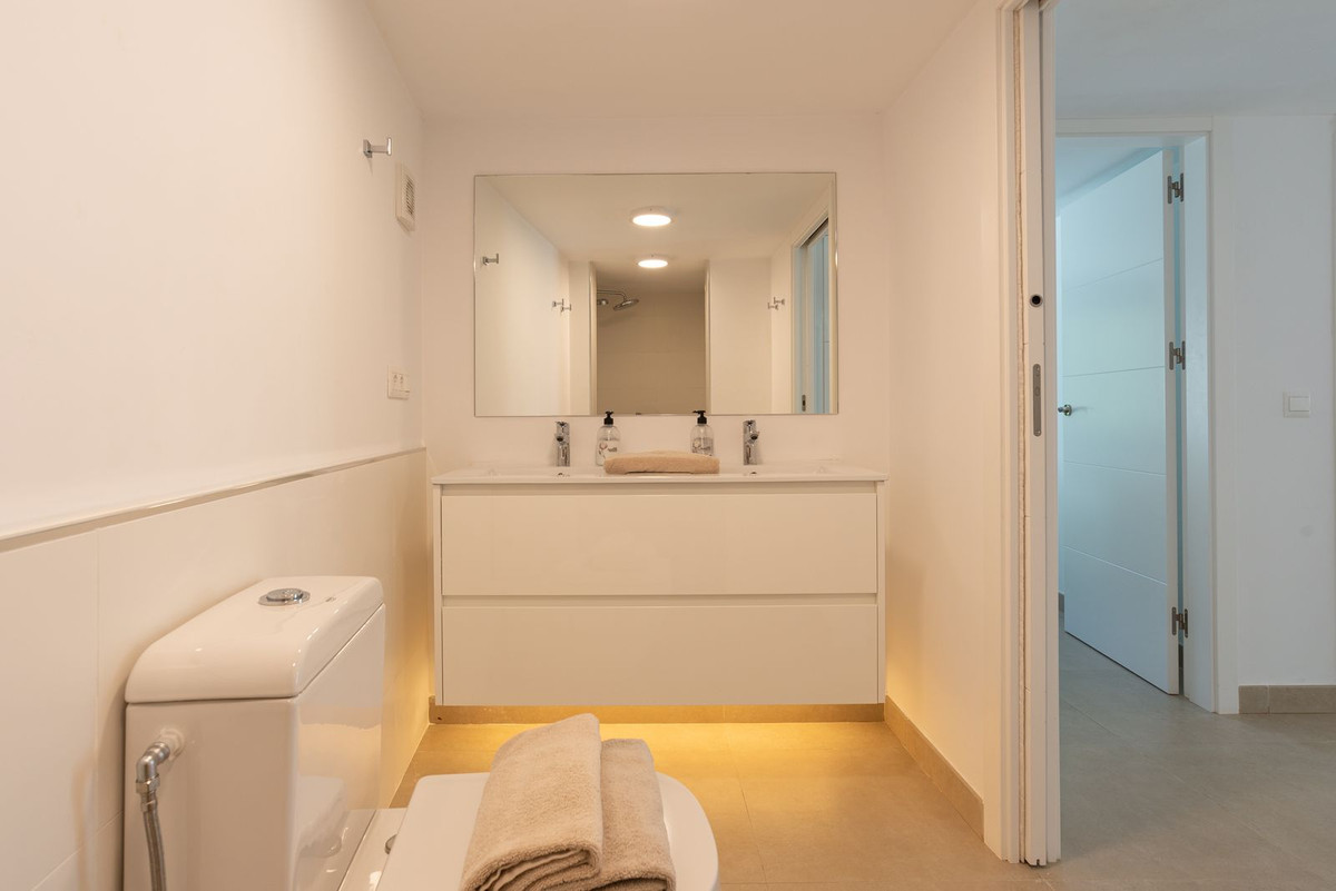 bf5e87f7c91acd1c24451586d23a560e - 53