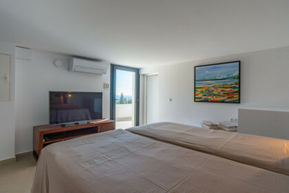 bf5e87f7c91acd1c24451586d23a560e - 69