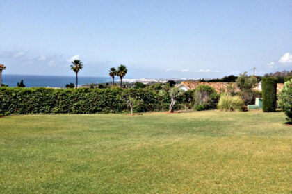 bfd19c88dbed41f63d0a68a44a6bcf2d - 1