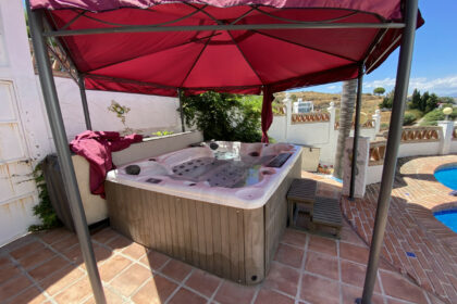 c064d3f2049291d2a2aefa449592a58c - 42