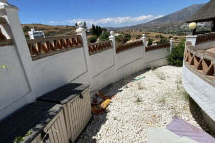 c064d3f2049291d2a2aefa449592a58c - 49