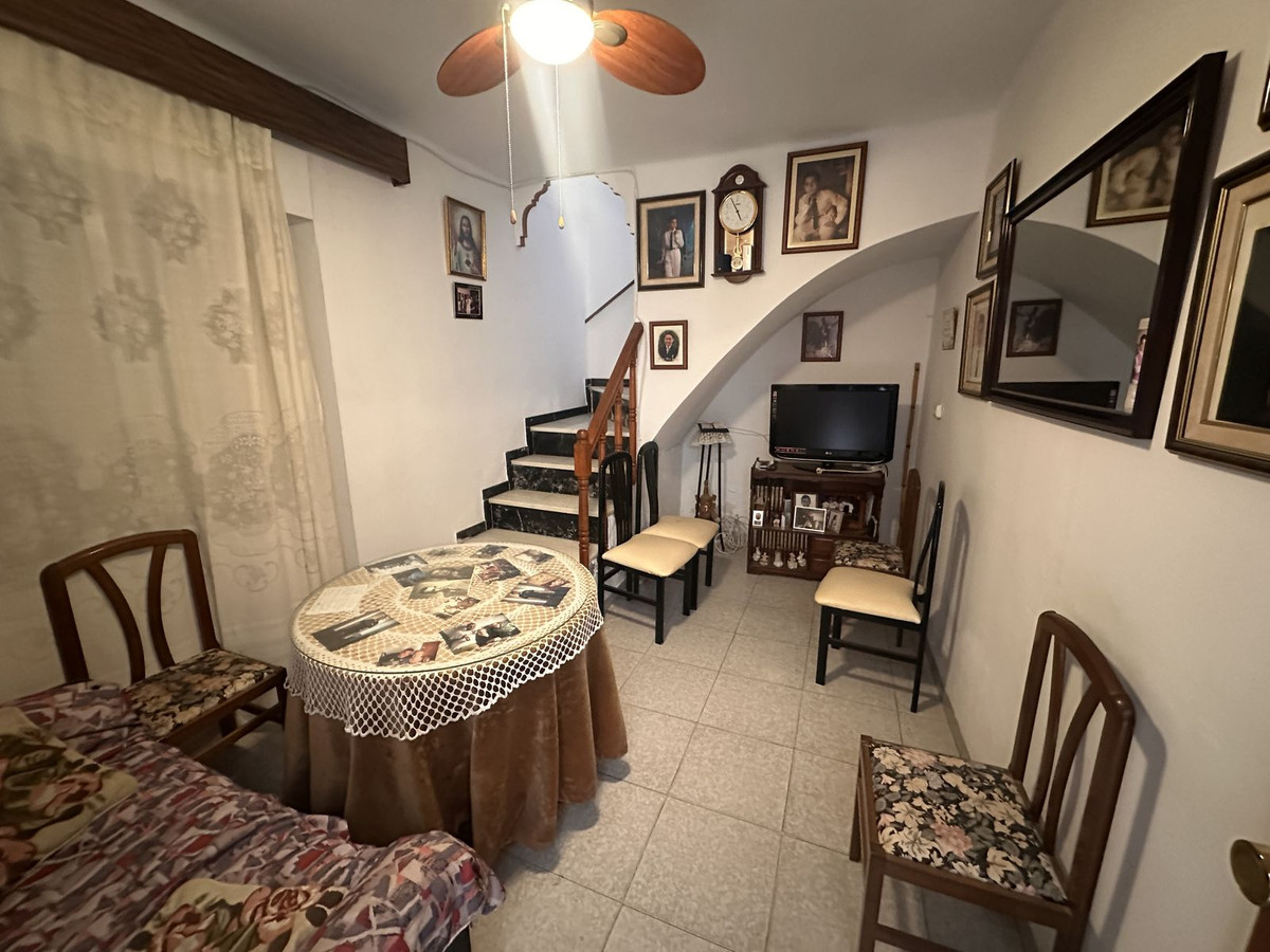 c19570492efa6f346d77991c4a4cf62e - 5