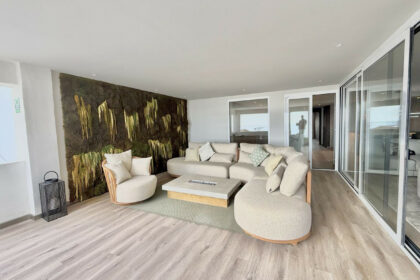 c1a43d56ba22890b475ef366521ef800 - 10