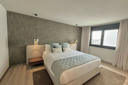 c1a43d56ba22890b475ef366521ef800 - 18