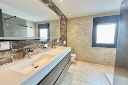 c1a43d56ba22890b475ef366521ef800 - 27