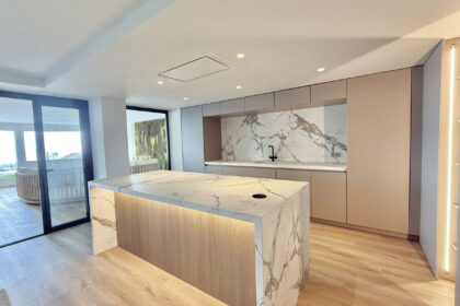 c1a43d56ba22890b475ef366521ef800 - 9