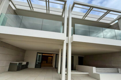 c20980f0d4a84304a92b97c41c59a2bf - 10