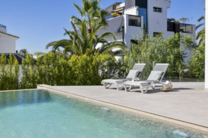 c317ed6cfc8e0590ef9ad3988147e4bc - 19