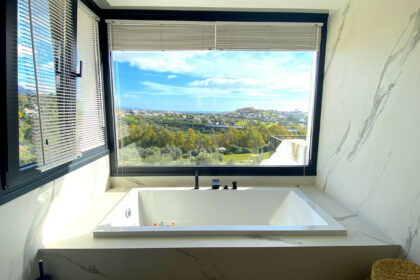 c330bd1f667b481c059c91bb7b12ffa6 - 49