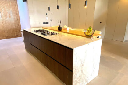 c330bd1f667b481c059c91bb7b12ffa6 - 8