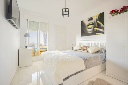 c3da6f29a4c6653d4c340e95afeee60a - 12