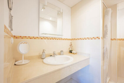 c3da6f29a4c6653d4c340e95afeee60a - 14