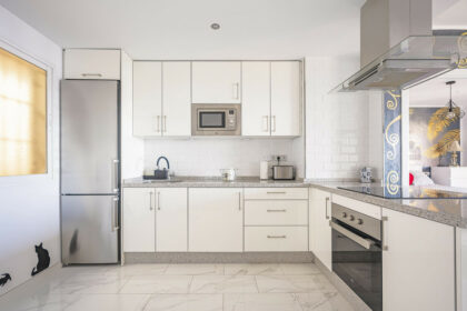 c3da6f29a4c6653d4c340e95afeee60a - 9