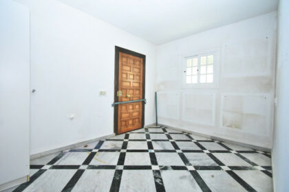 c3e10fc7bc9cf5cf1f8022d8e4e65b0b - 19