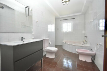 c3e10fc7bc9cf5cf1f8022d8e4e65b0b - 45