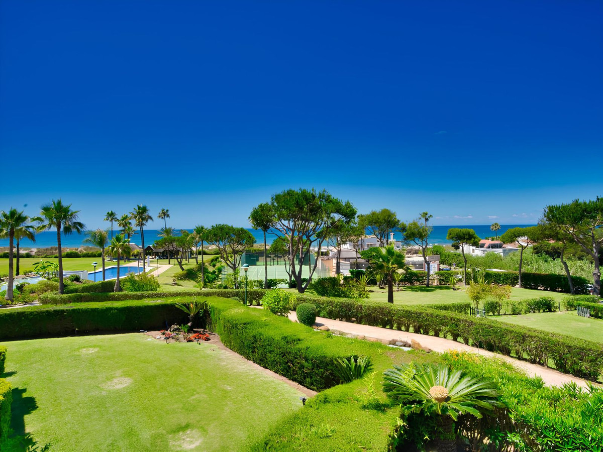 c4efac56c216afc73bc37133851a1682 - 25