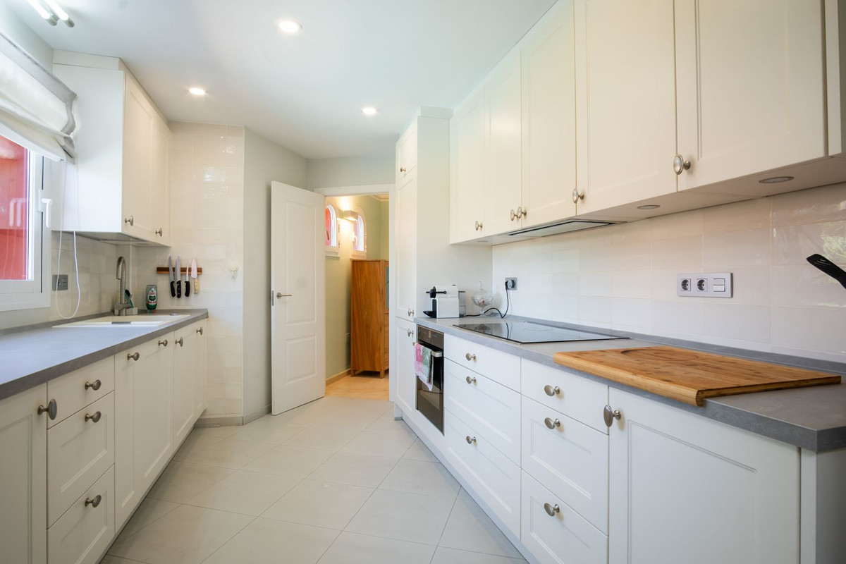 c4efac56c216afc73bc37133851a1682 - 30