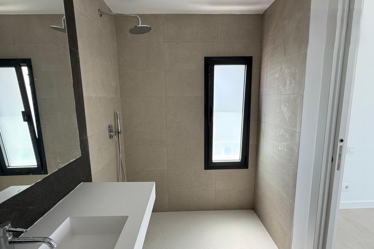 c50728d091d76f64159ce9bde9323e24 - 6