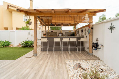 c51bd8e7f12550af754fe8f804443cd2 - 17