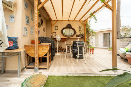 c51bd8e7f12550af754fe8f804443cd2 - 19