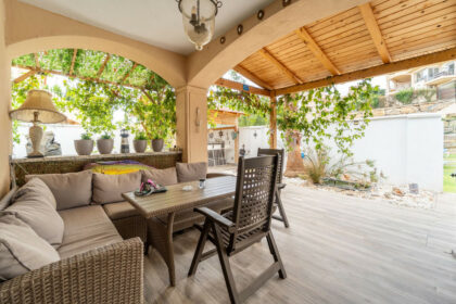 c51bd8e7f12550af754fe8f804443cd2 - 25