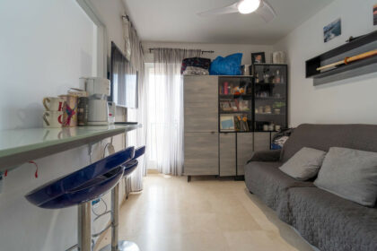 c51bd8e7f12550af754fe8f804443cd2 - 33