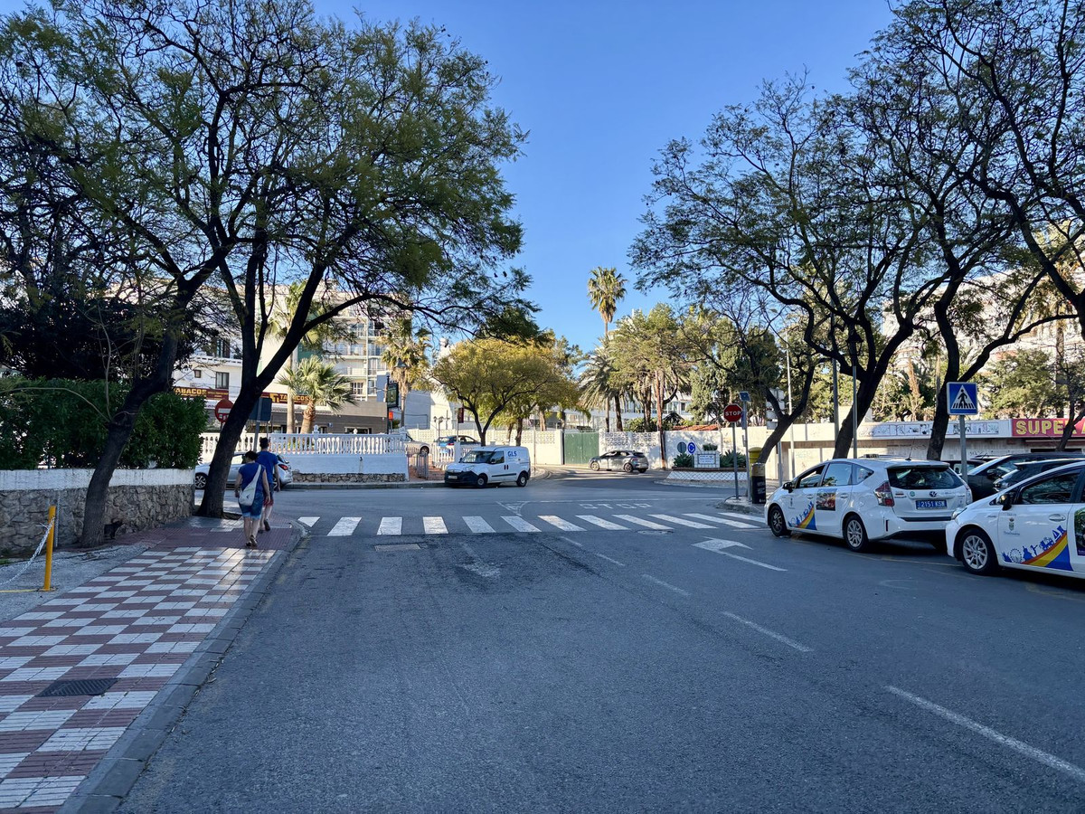 c545eae638676505a7620f1819bccea7 - 21