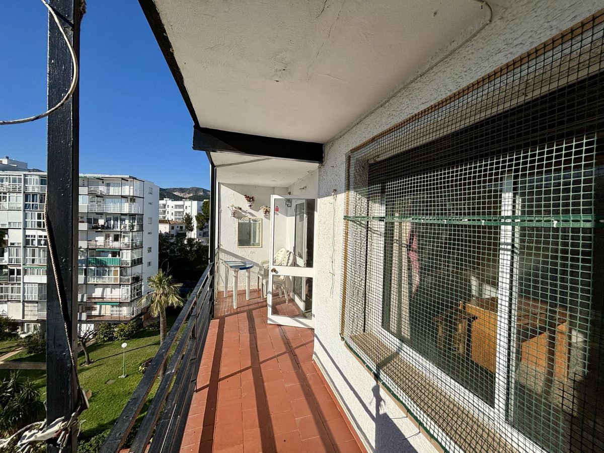 c545eae638676505a7620f1819bccea7 - 4