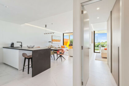 c57fd48a1ee908fefc9bdedf6ff9fdd8 - 13