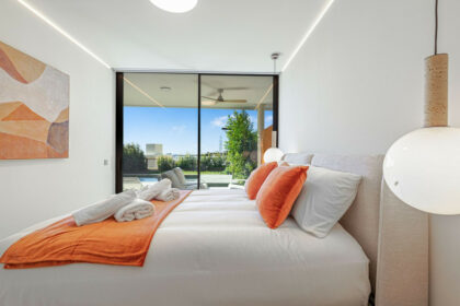 c57fd48a1ee908fefc9bdedf6ff9fdd8 - 17