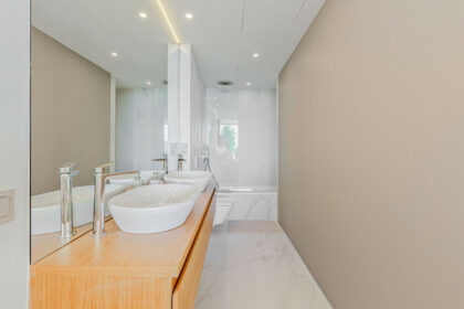 c57fd48a1ee908fefc9bdedf6ff9fdd8 - 19