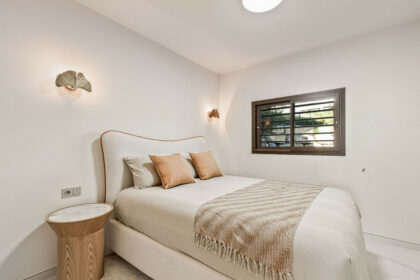 c57fd48a1ee908fefc9bdedf6ff9fdd8 - 20