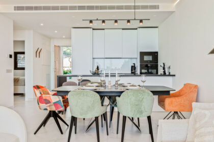 c57fd48a1ee908fefc9bdedf6ff9fdd8 - 30