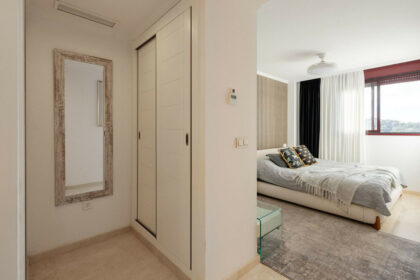 c6981b87a1772d8ac28f3e3d8cb17782 - 26