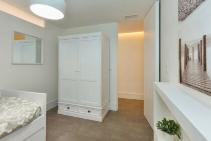 c6b175fa8eaa456cf03aee08aff17c0a - 13