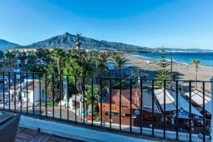 c6b175fa8eaa456cf03aee08aff17c0a - 3