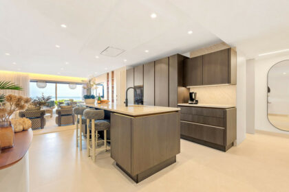 c6cc14bc4e069811200423fbe79f45e3 - 17