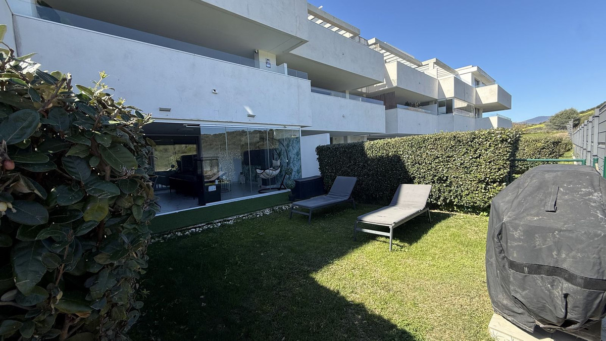 c73fdcbaf6166de1d859ed2ebcf0c67b - 20