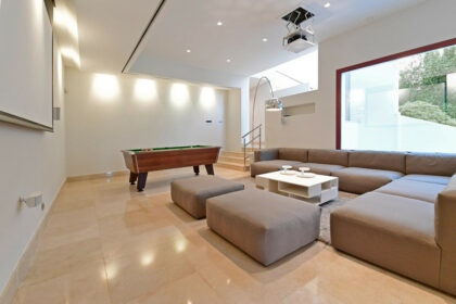 c7ab8ff5789cc8e41e5de2e7a310c642 - 27