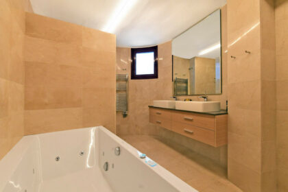 c7ab8ff5789cc8e41e5de2e7a310c642 - 35